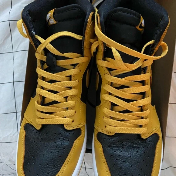 Jordan 1 pollen - Picture 3 of 5